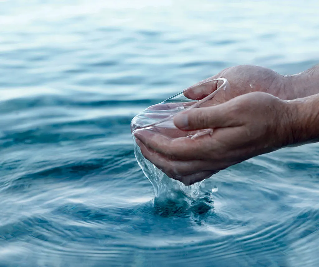 The Therapeutic Effects of Drinking Sea Water