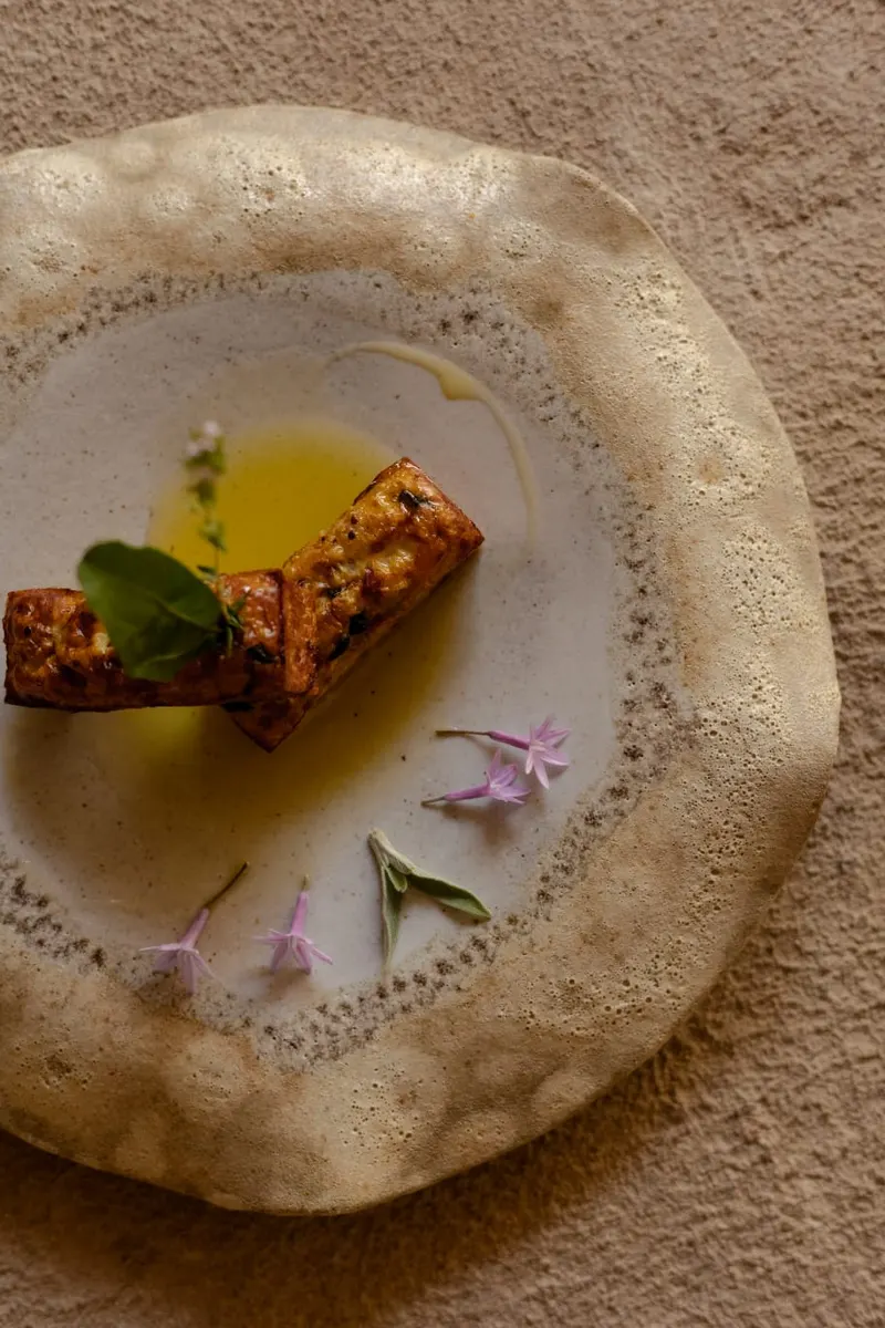 Trophology and Healthy Eating in Ecohotel El Agua